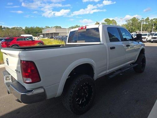 2017 RAM 1500 SLT
