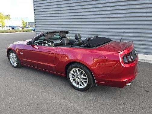 2014 Ford Mustang GT Premium