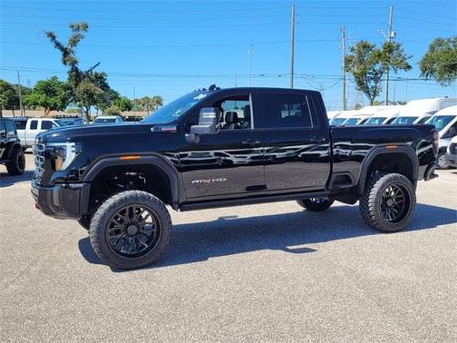 2024 GMC Sierra 2500 AT4