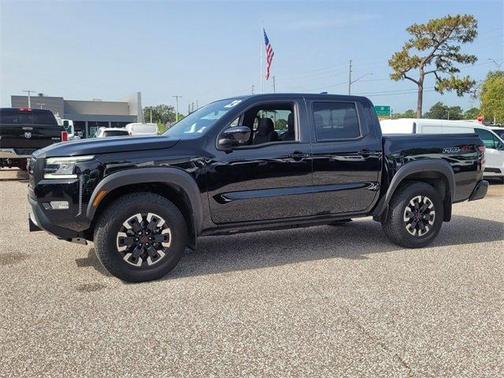 2023 Nissan Frontier PRO-4X