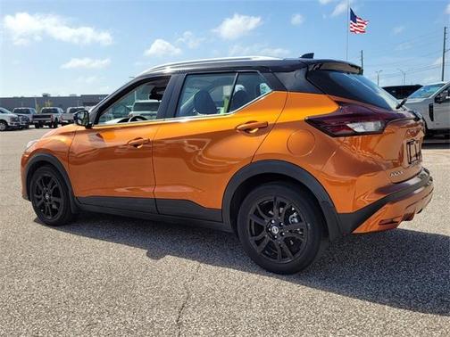 2021 Nissan Kicks SV