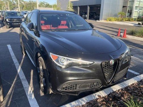 2022 Alfa Romeo Stelvio Veloce