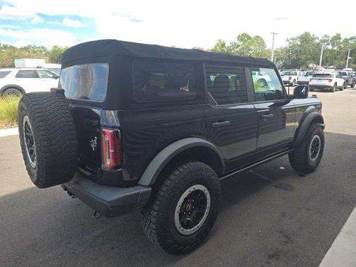 2021 Ford Bronco Badlands