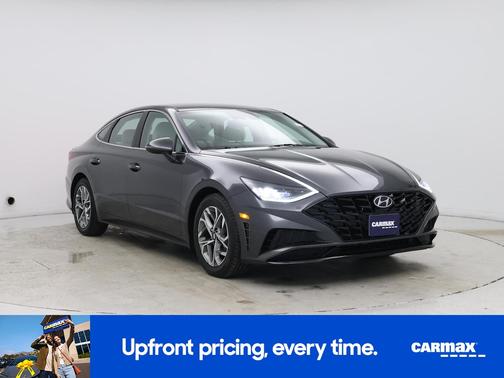 2022 Hyundai SONATA SEL