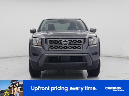 Gray 2022 Nissan Frontier SV