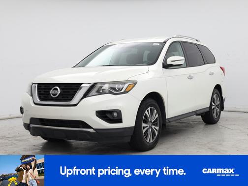 2017 Nissan Pathfinder SV