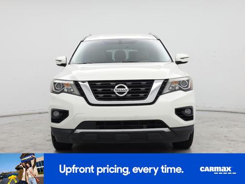 2017 Nissan Pathfinder SV