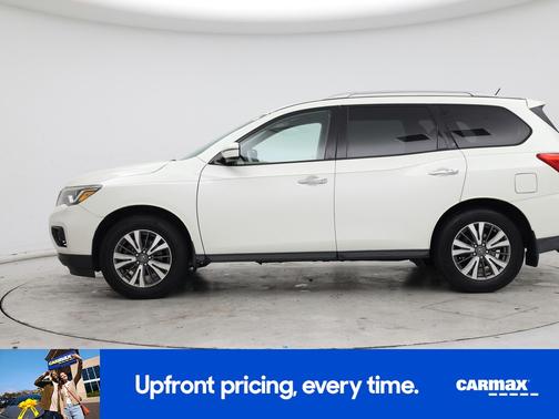 2017 Nissan Pathfinder SV