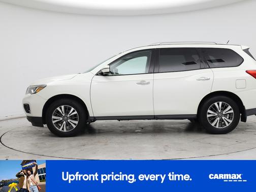 2017 Nissan Pathfinder SV