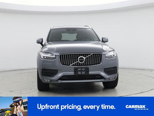 2020 Volvo XC90 T6 Momentum