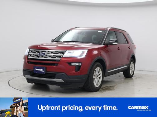 Red 2018 Ford Explorer XLT