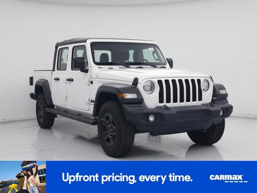 White 2022 Jeep Gladiator Sport