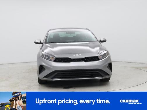 Gray 2024 Kia Forte LXS