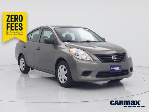 Gray 2014 Nissan Versa S Plus