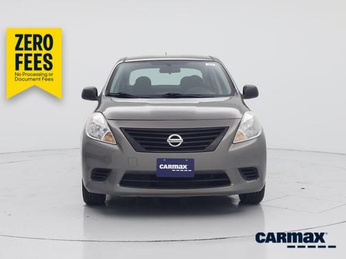 Gray 2014 Nissan Versa S Plus