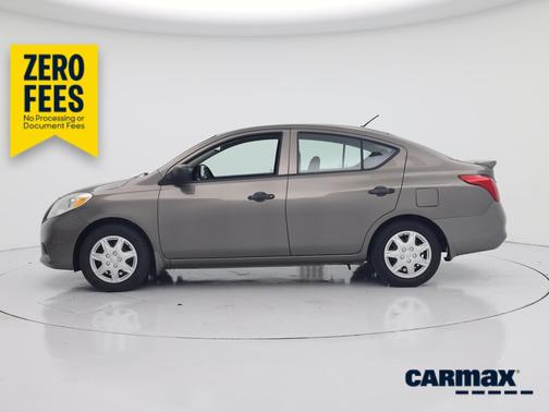 Gray 2014 Nissan Versa S Plus