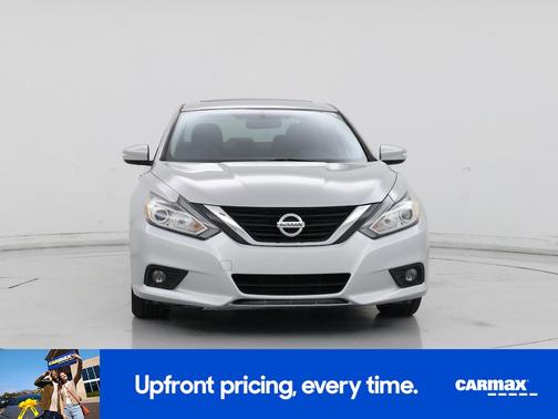 Silver 2017 Nissan Altima SV