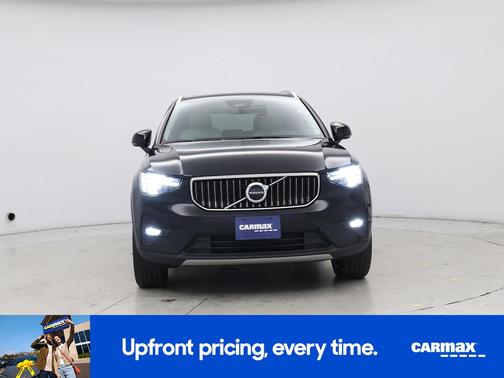 2023 Volvo XC40 B5 Plus Bright Theme
