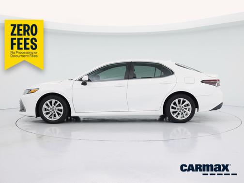 White 2021 Toyota Camry LE