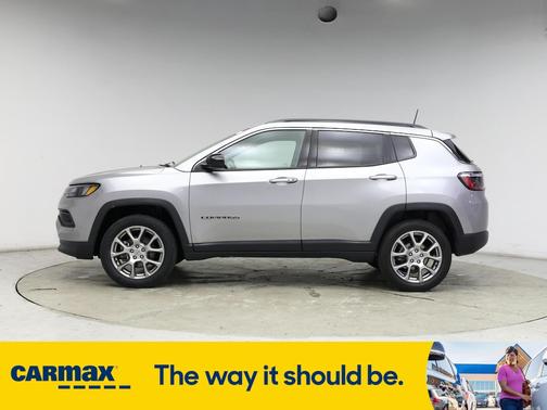 2022 Jeep Compass Latitude Lux