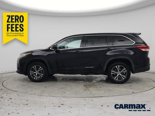 Black 2017 Toyota Highlander LE