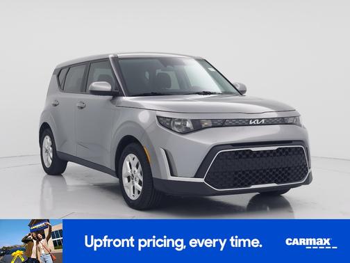 Gray 2023 Kia Soul LX