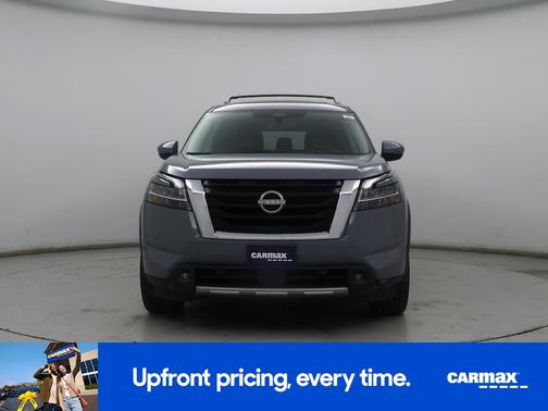 Gray 2023 Nissan Pathfinder Platinum