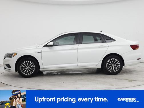 White 2019 Volkswagen Jetta SEL