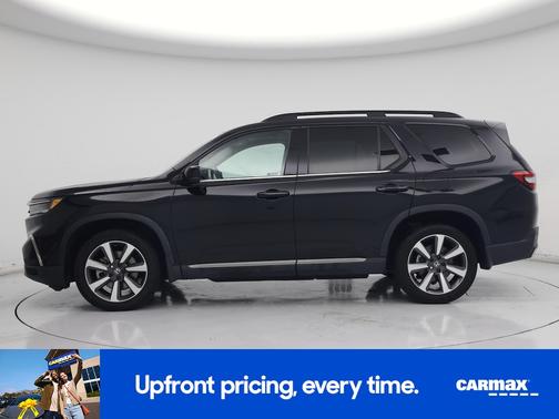 Black 2023 Honda Pilot Touring