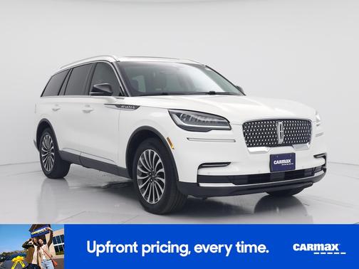White 2022 Lincoln Aviator Standard
