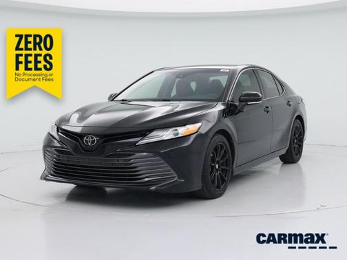 Black 2018 Toyota Camry XLE