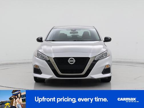 2022 Nissan Altima SR