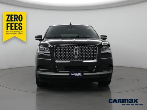 Black 2024 Lincoln Navigator Premiere