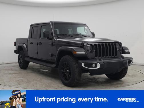 2022 Jeep Gladiator Sport S
