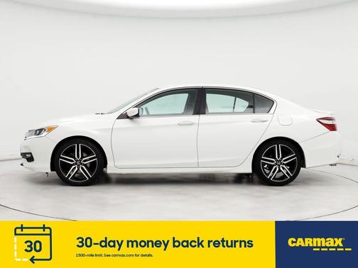 Photo 3 of 24 of 2017 Honda Accord Sport SE