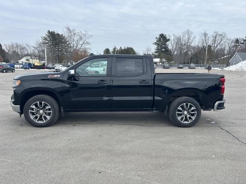 Black 2025 Chevrolet Silverado 1500 LT