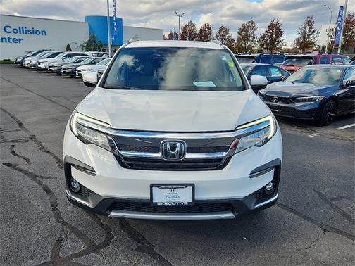 2022 Honda Pilot Touring 7-Passenger