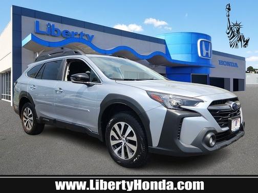Ice Silver Metallic 2025 Subaru Outback Premium