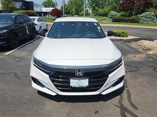 White 2022 Honda Accord Sport 1.5T