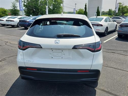 2023 Honda HR-V LX