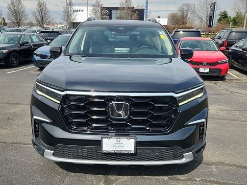 Black 2023 Honda Pilot Elite