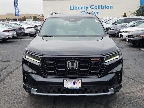 2025 Honda Pilot TrailSport