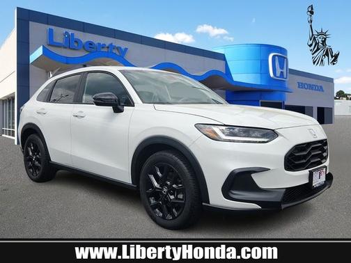White 2024 Honda HR-V Sport