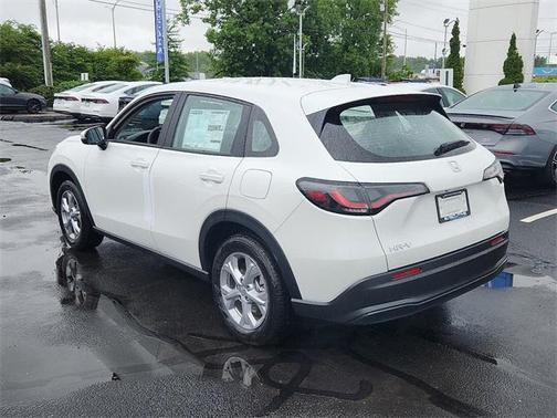 2025 Honda HR-V LX