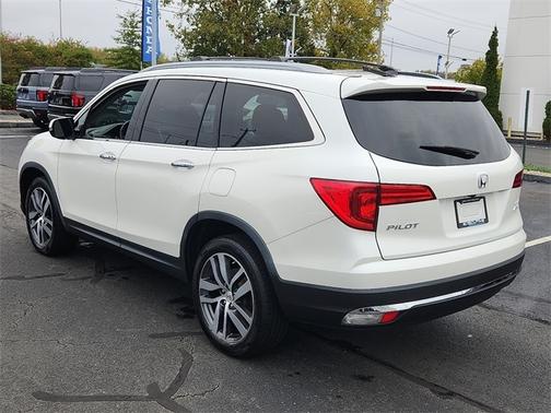 2018 Honda Pilot Elite