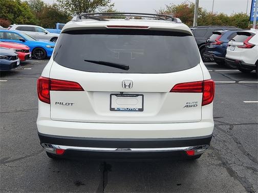2018 Honda Pilot Elite