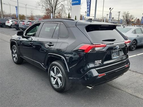 2021 Toyota RAV4 Prime SE