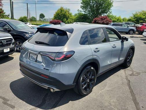 Urban Gray Pearl 2024 Honda HR-V Sport