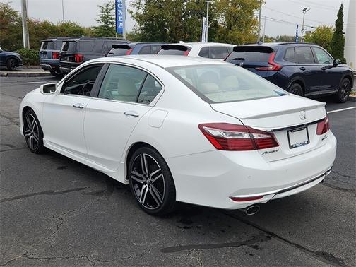 2017 Honda Accord Touring