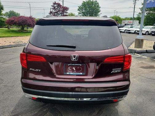 Dark Cherry Pearl 2016 Honda Pilot Touring